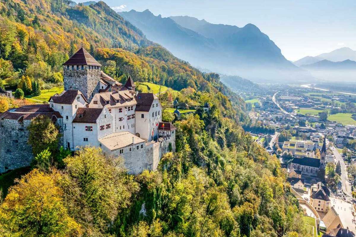 Expatriation au Liechtenstein : comment s’installer au Liechtenstein en tant que rentier, retraité ou entrepreneur